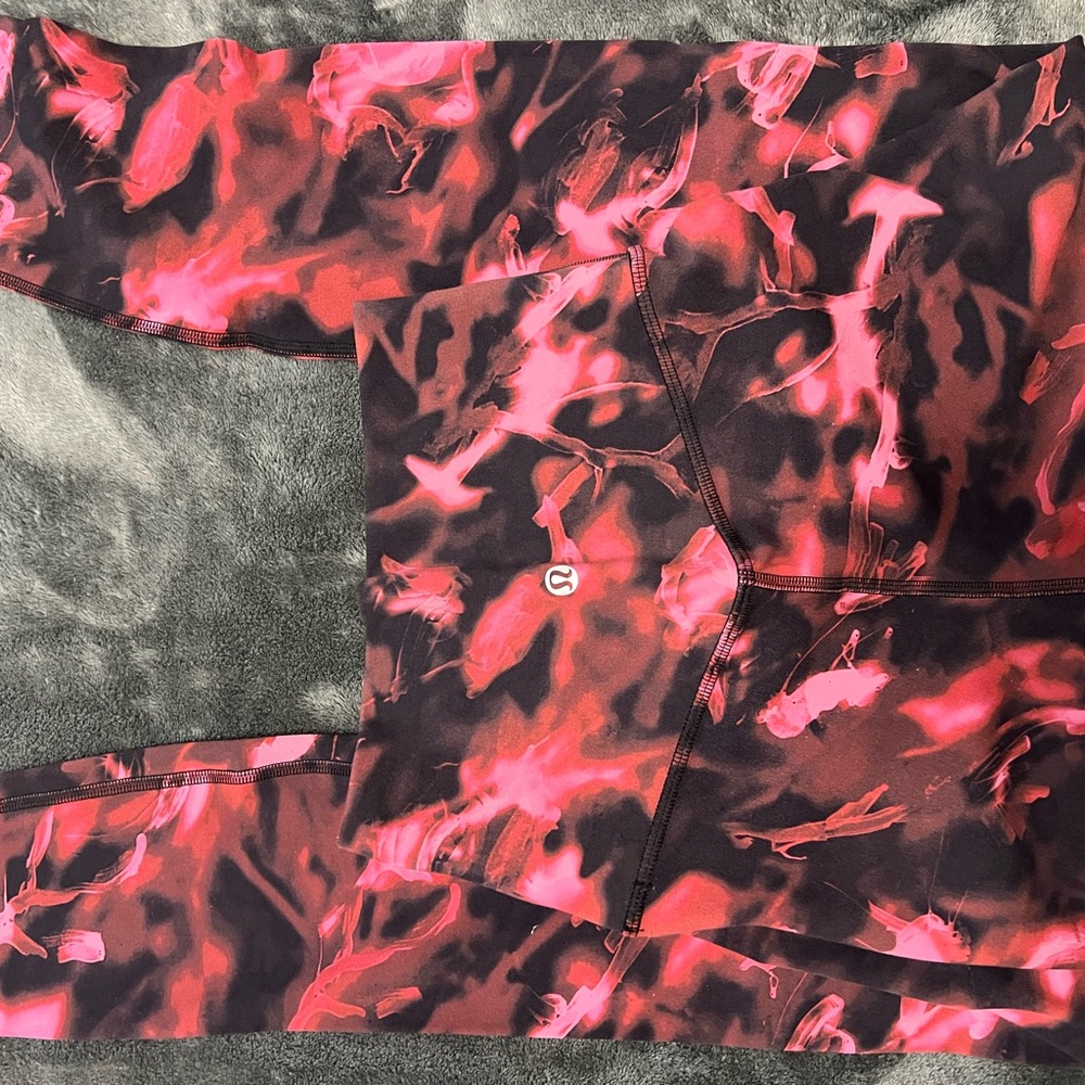 Lululemon Pink and Black align Leggings